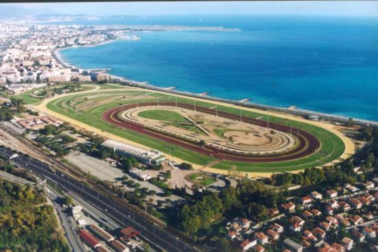 Charmant studio proche de Nice à 300m des plages Apartamento Villeneuve-Loubet Exterior foto